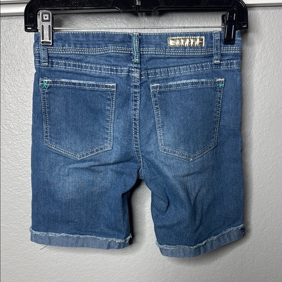 Tommy Bahama Juniors Blue Denim Shorts - Picture 2 of 6